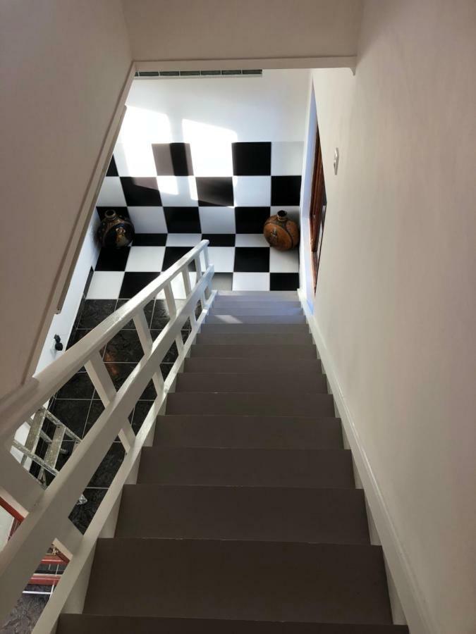 Hermanus Breakaway Guest House Херманус Екстериор снимка